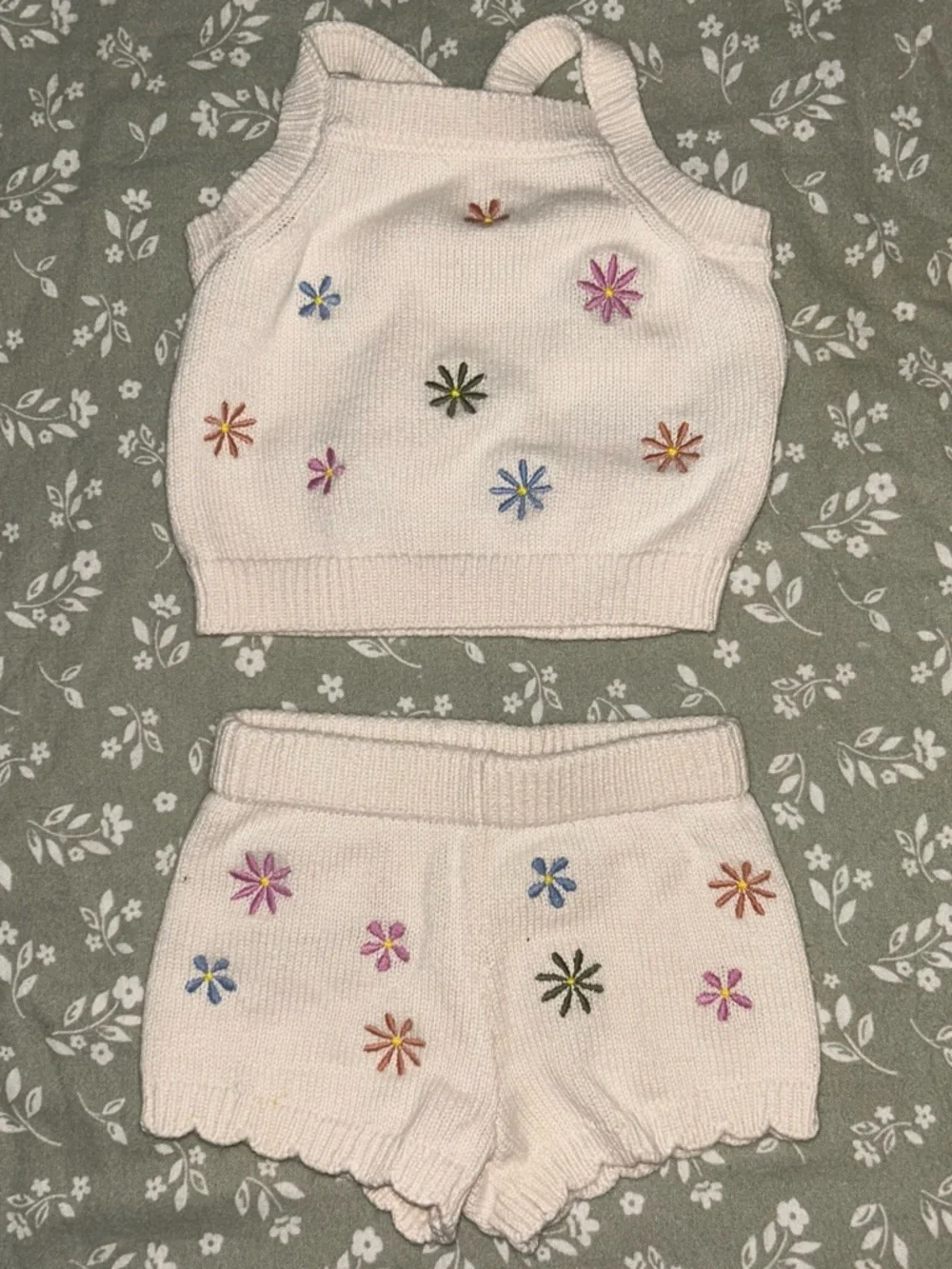 Old Navy Cream Knit Floral Tank & Shorts Set - Multicolor Embroidery